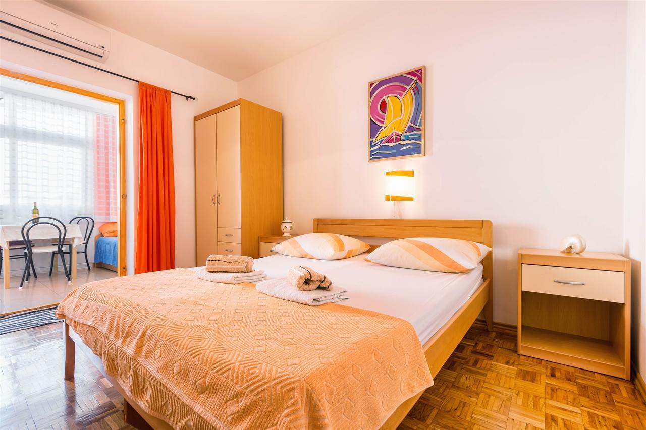 Apartments Zanze Vodice Exterior photo