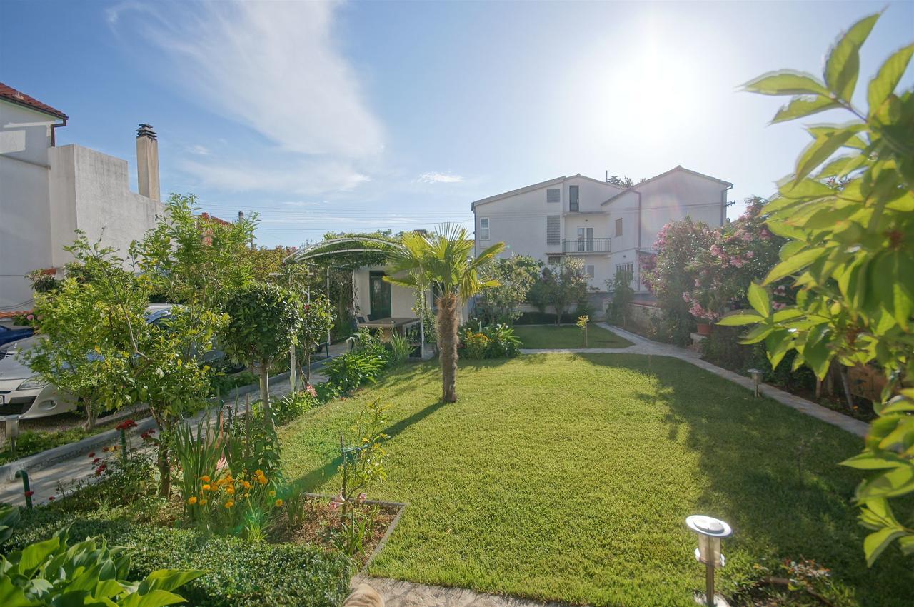 Apartments Zanze Vodice Exterior photo