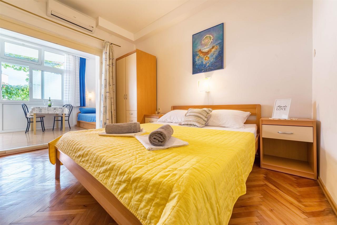 Apartments Zanze Vodice Exterior photo